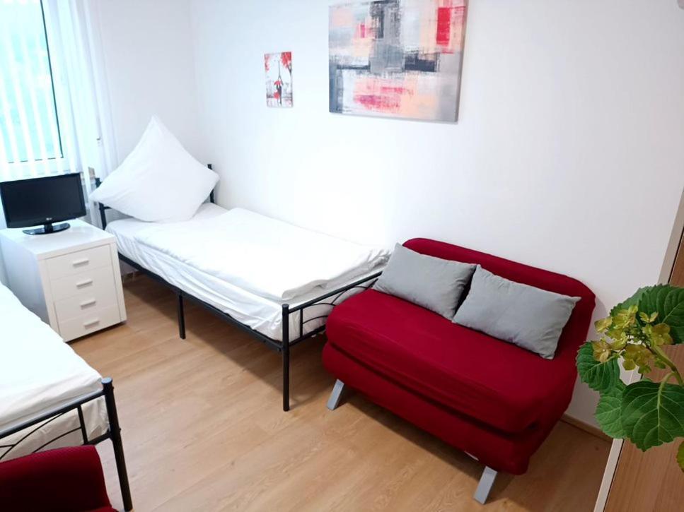 Ferienwohnung-montagewohnung 3 *